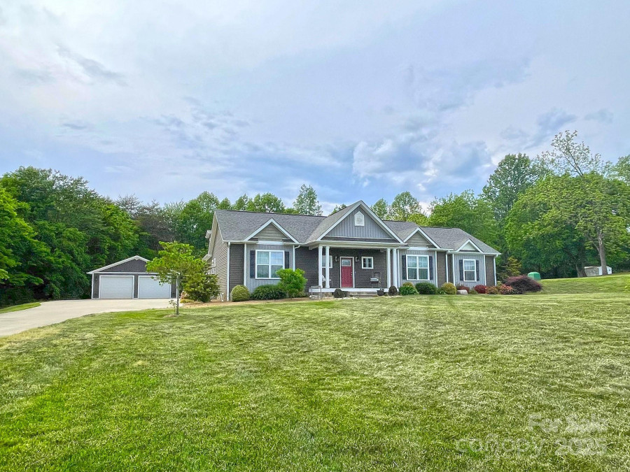 2853 Mathis Church Rd Catawba, NC 28609