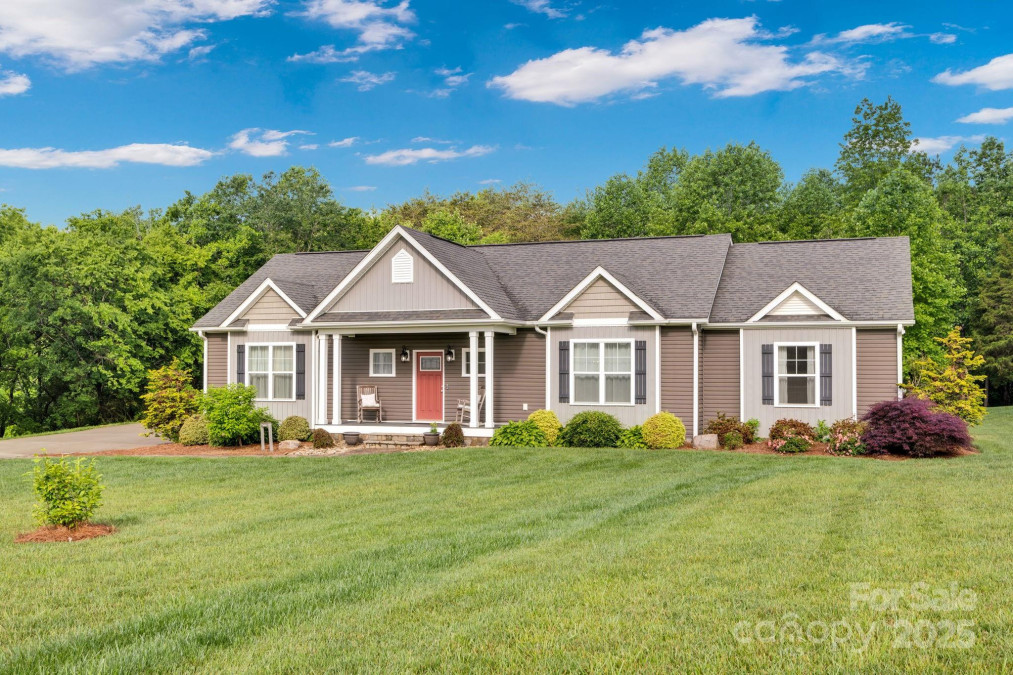 2853 Mathis Church Rd Catawba, NC 28609