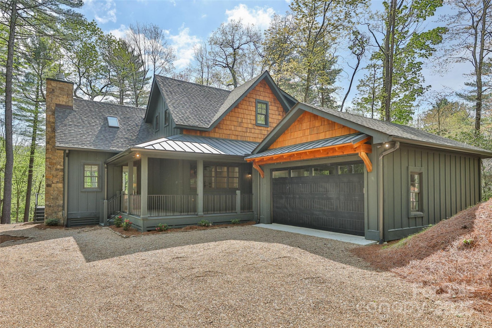 205 Upper Whitewater Rd Sapphire, NC 28774