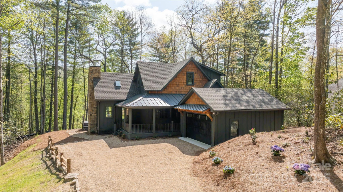 205 Upper Whitewater Rd Sapphire, NC 28774