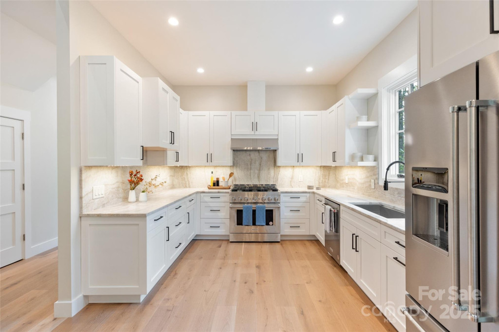 205 Upper Whitewater Rd Sapphire, NC 28774