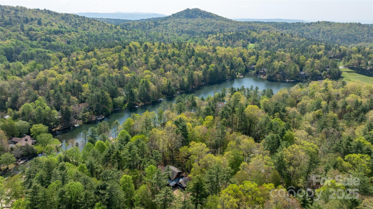 205 Upper Whitewater Rd Sapphire, NC 28774
