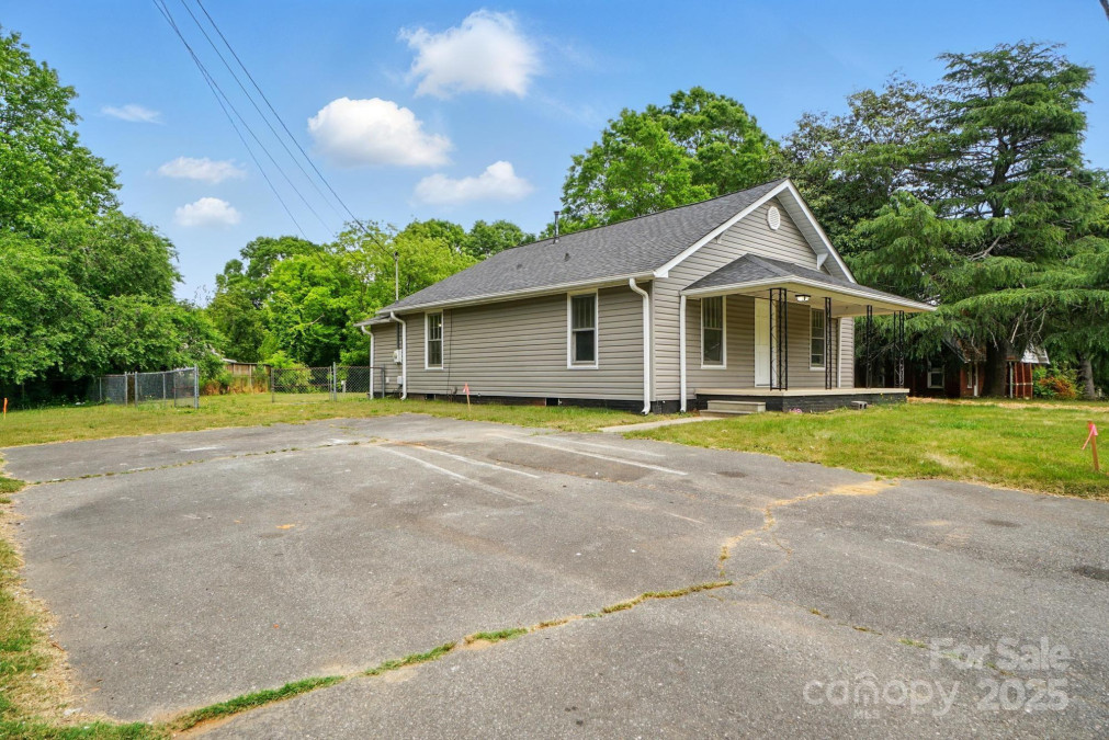 842 Murphy St Kannapolis, NC 28081