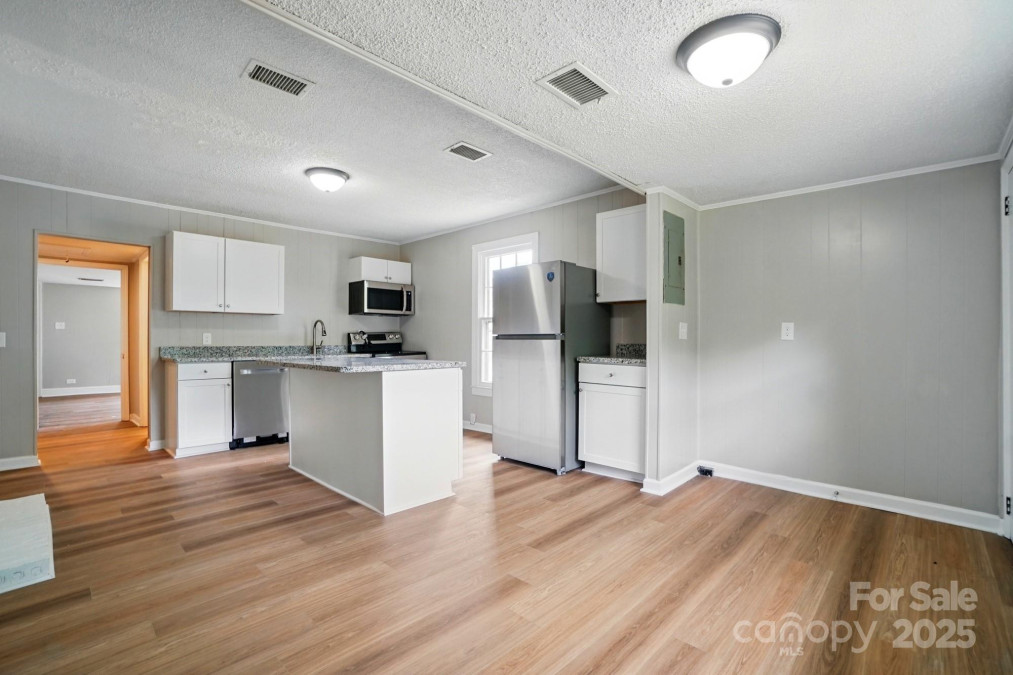 842 Murphy St Kannapolis, NC 28081