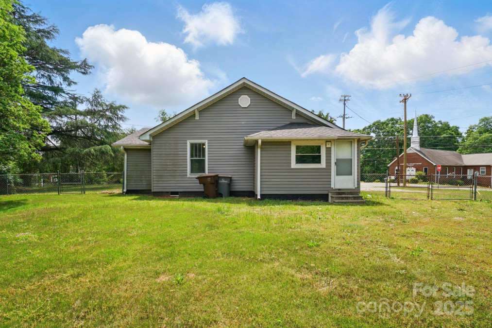 842 Murphy St Kannapolis, NC 28081