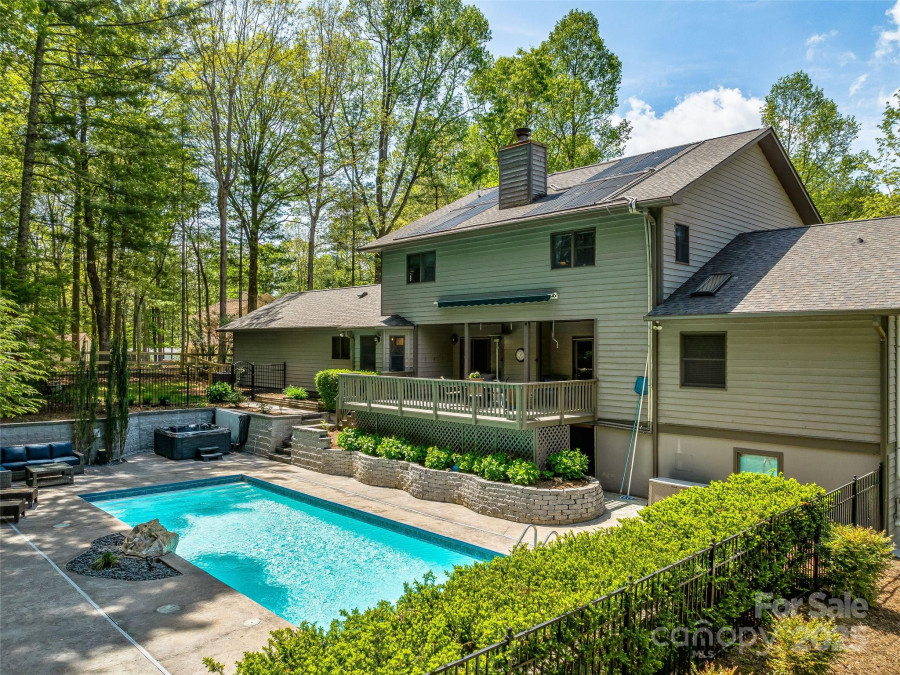 4 Waldrup Trace Rd Fletcher, NC 28732