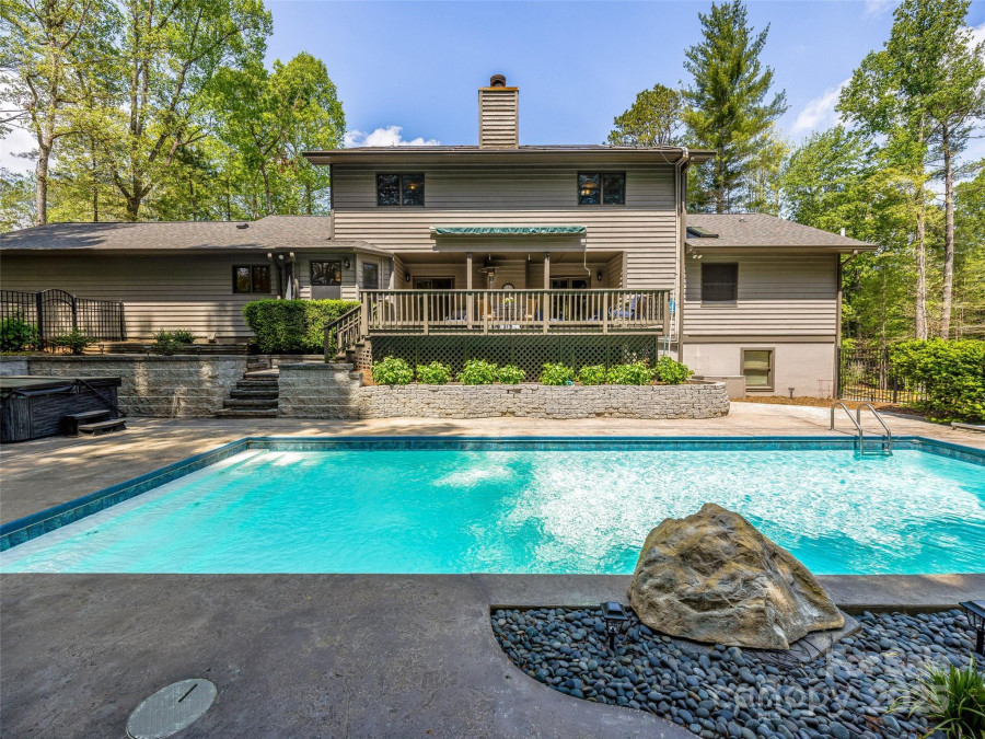 4 Waldrup Trace Rd Fletcher, NC 28732
