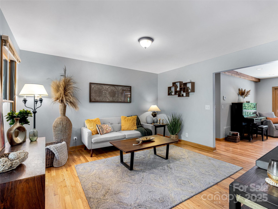 4 Waldrup Trace Rd Fletcher, NC 28732