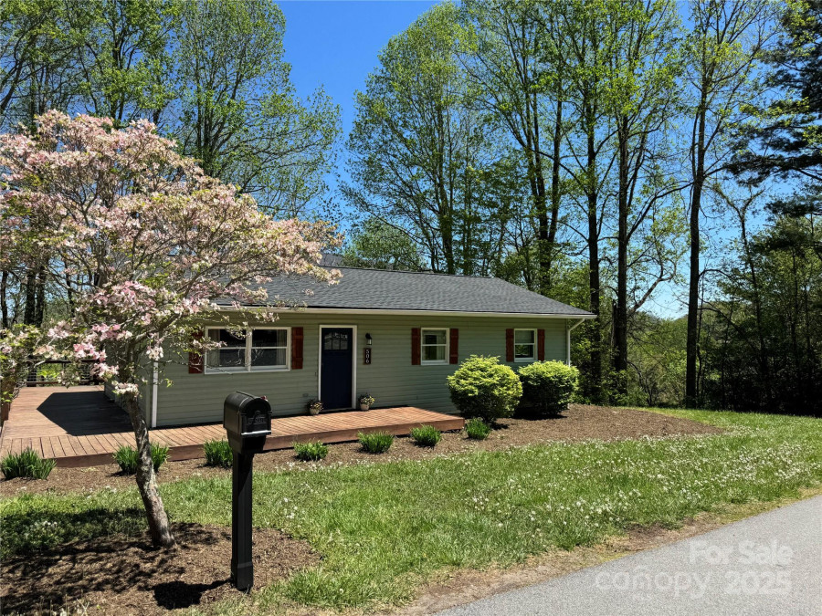 506 Greenbriar Dr West Jefferson, NC 28694