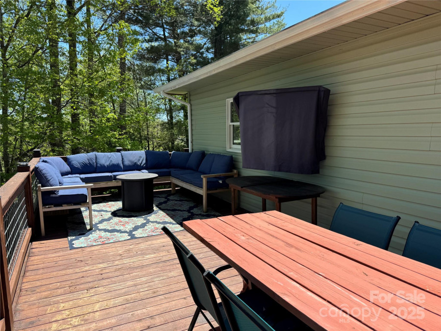 506 Greenbriar Dr West Jefferson, NC 28694