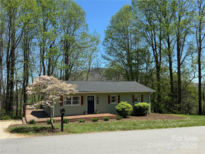 506 Greenbriar Dr West Jefferson, NC 28694