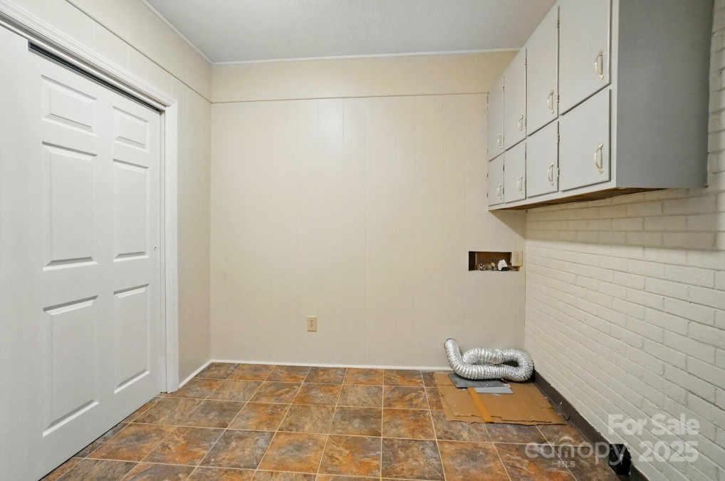 137 Burton Hills Cir Gastonia, NC 28054
