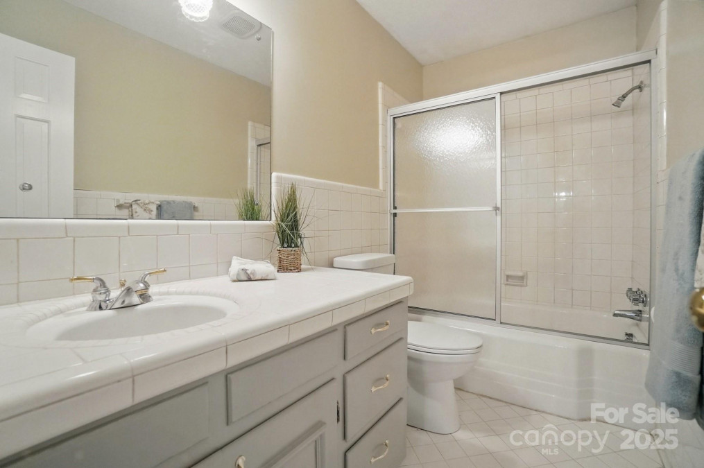 137 Burton Hills Cir Gastonia, NC 28054
