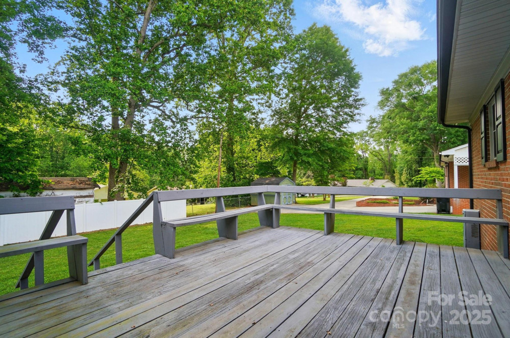 137 Burton Hills Cir Gastonia, NC 28054