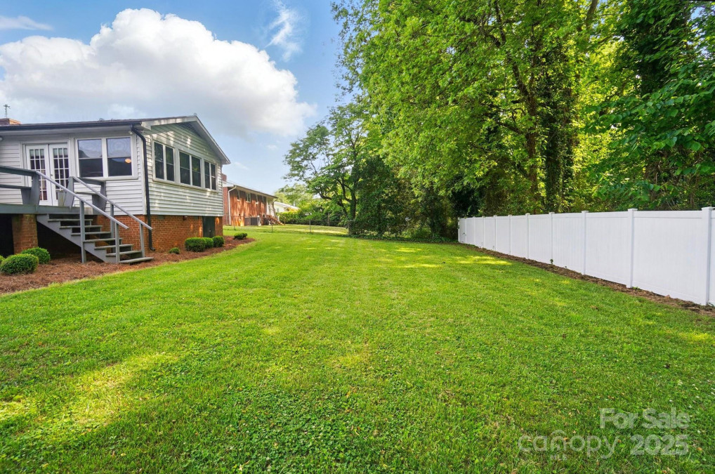 137 Burton Hills Cir Gastonia, NC 28054