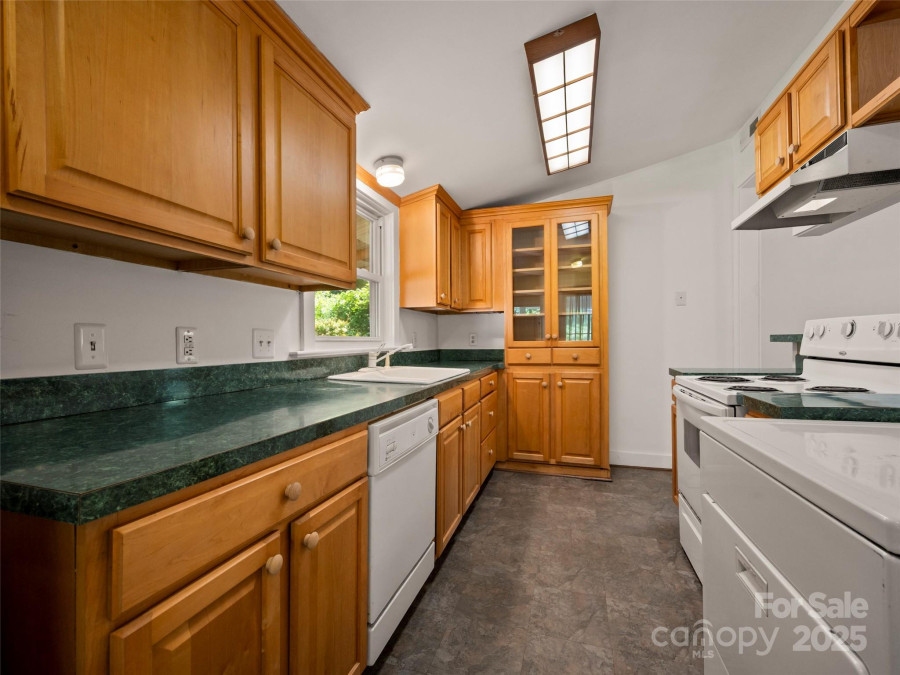 2010 Us Hwy 176 None Tryon, NC 28782