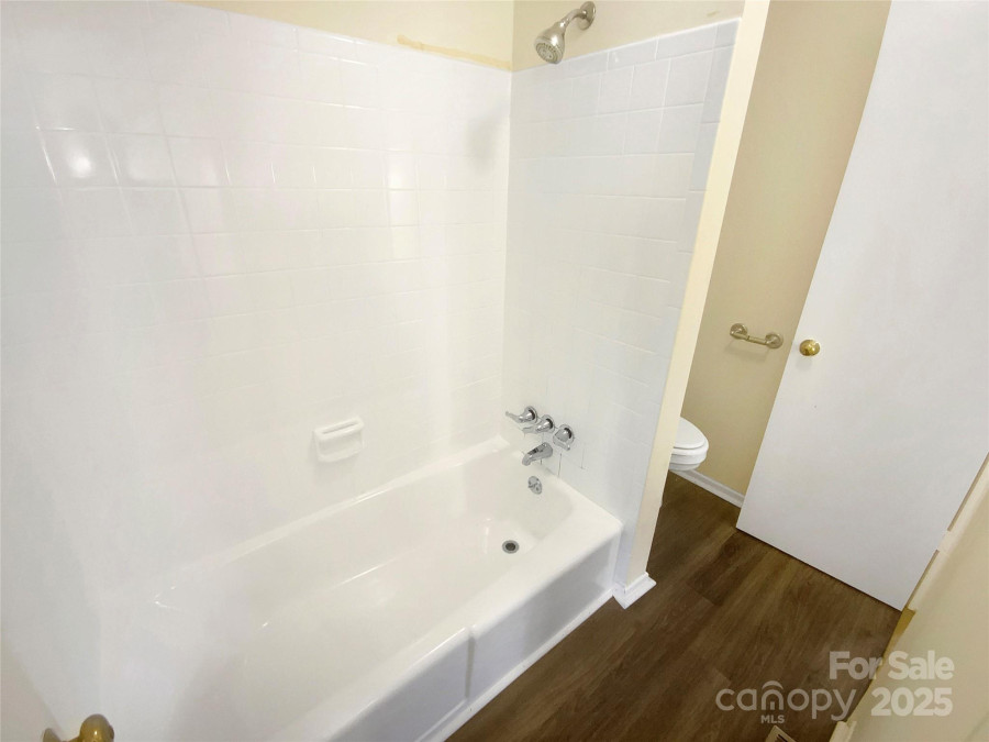 8049 Regent Park Ln Charlotte, NC 28210