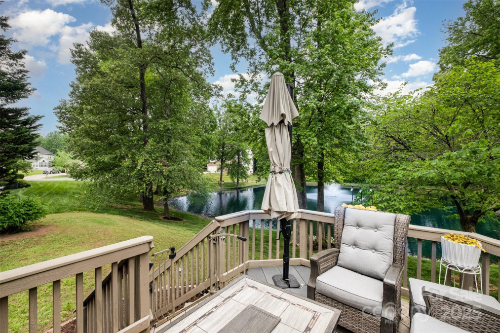 10011 Spring Park Dr Charlotte, NC 28269