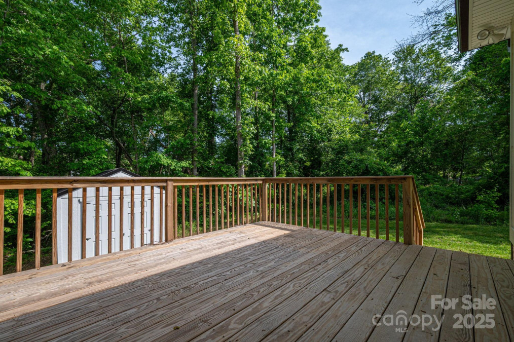 1012 Carroll St Cherryville, NC 28021