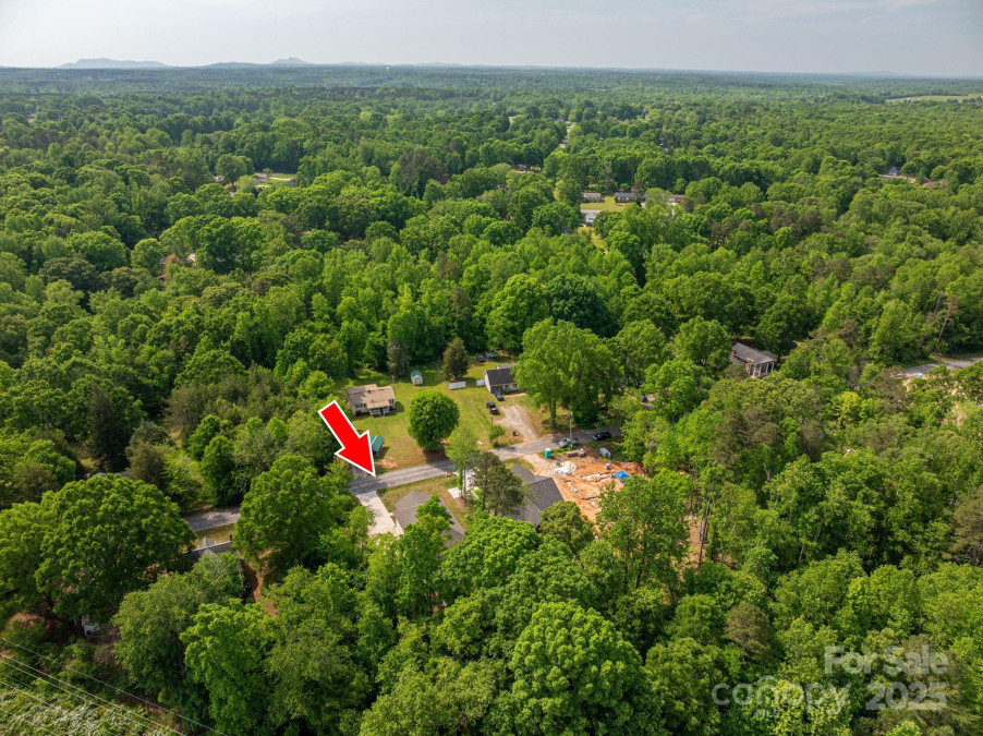 1012 Carroll St Cherryville, NC 28021