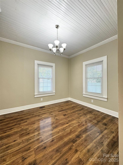 229 Gray Ave Mooresville, NC 28115