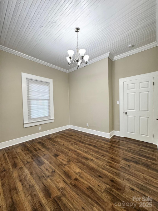 229 Gray Ave Mooresville, NC 28115
