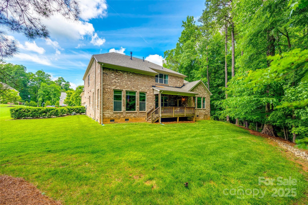 801 Hidden Pond Ln Waxhaw, NC 28173