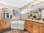 27 Putter Ct Hendersonville, NC 28739