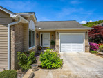 27 Putter Ct Hendersonville, NC 28739