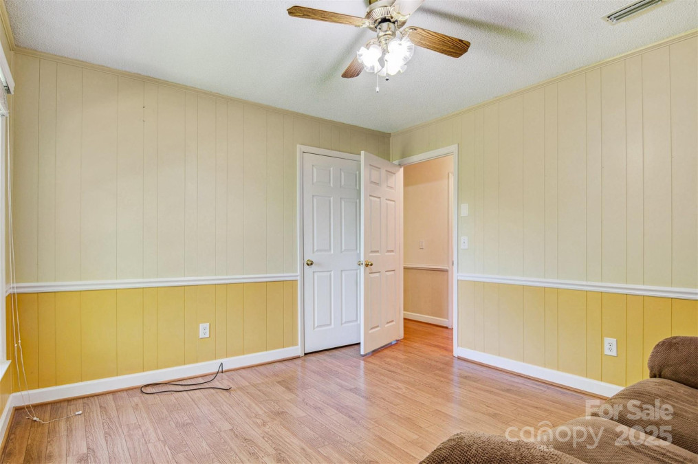 2196 Uphill Ln Lenoir, NC 28645