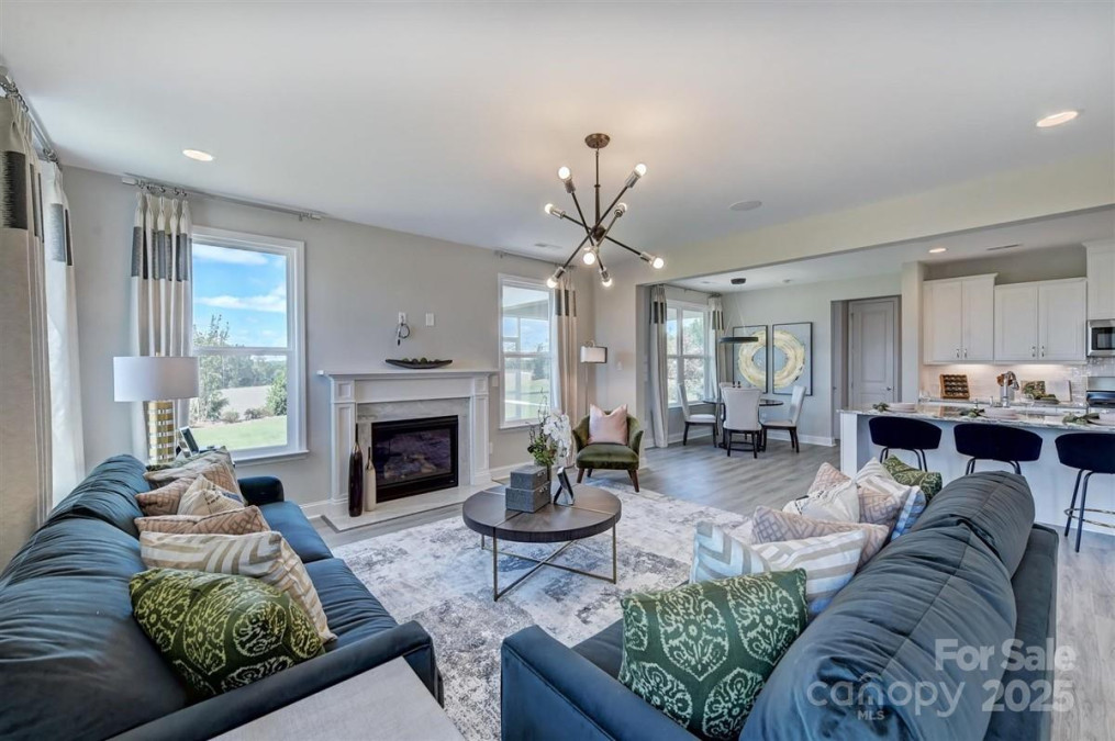 153 Glenn Dr Mooresville, NC 28115