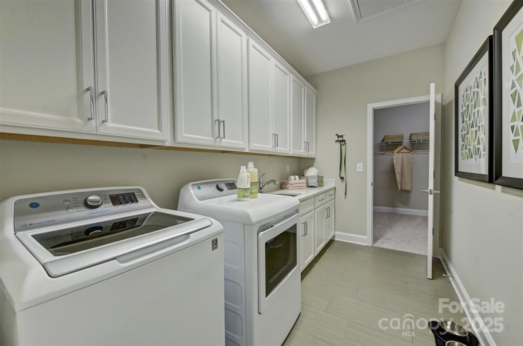153 Glenn Dr Mooresville, NC 28115