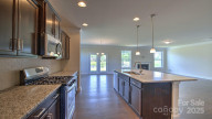 34 Fox Cove Rd Hendersonville, NC 28792