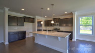 34 Fox Cove Rd Hendersonville, NC 28792