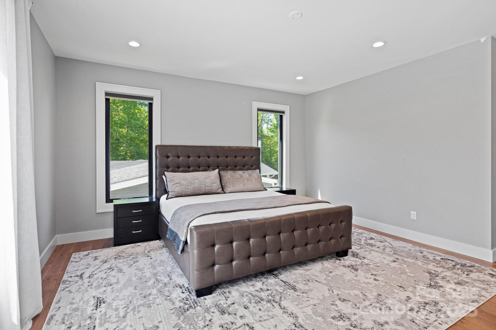 32 Taylor Mountain Rd Candler, NC 28715