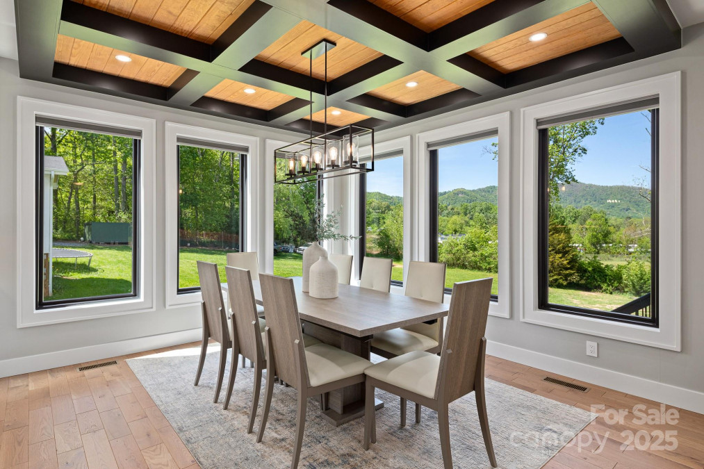 32 Taylor Mountain Rd Candler, NC 28715