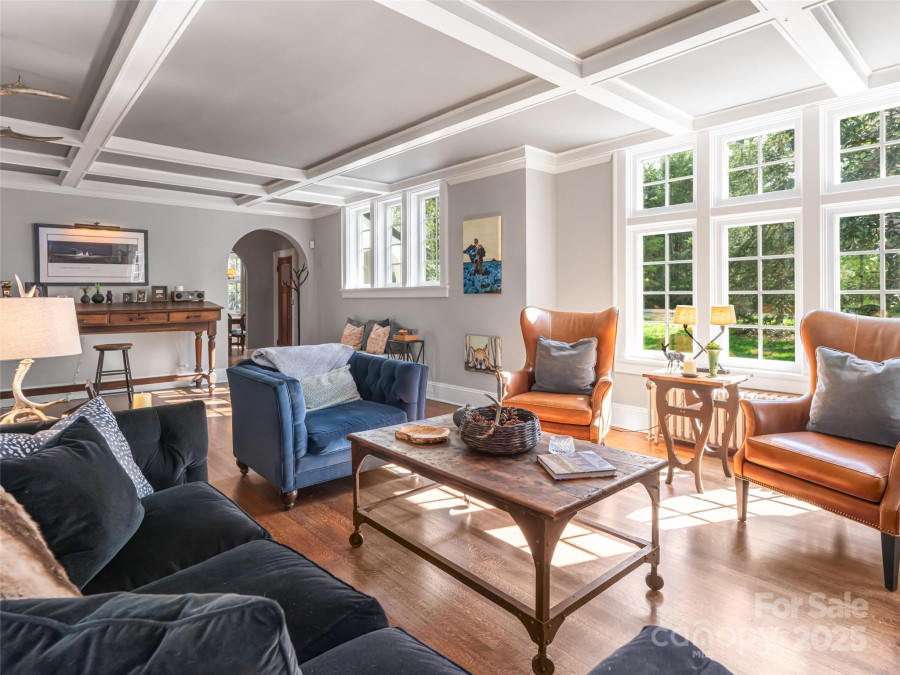 341 Vanderbilt Rd Asheville, NC 28803