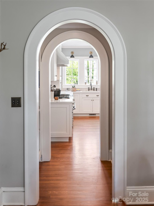 341 Vanderbilt Rd Asheville, NC 28803