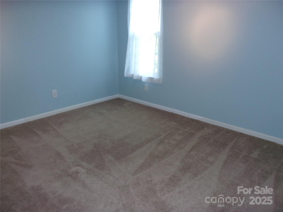 109 Gatwick Ct Statesville, NC 28677