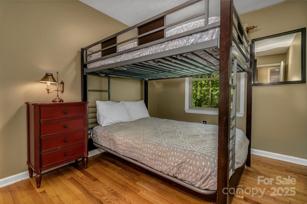 385 Fork Rd Black Mountain, NC 28711