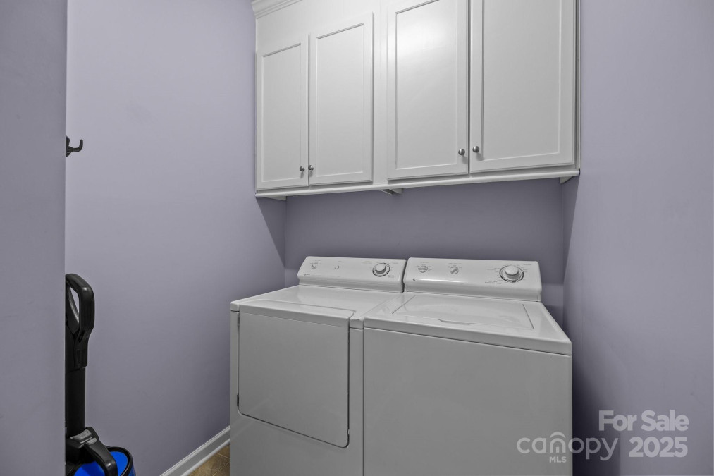 5621 Tipperlinn Way Charlotte, NC 28278