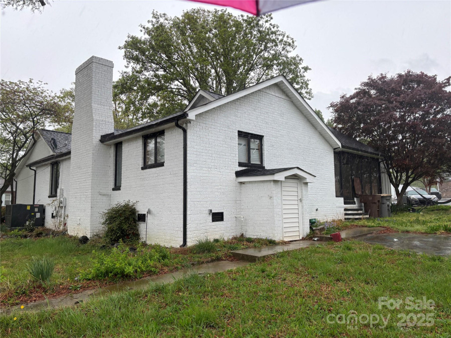 713 Sloop Ave Kannapolis, NC 28083