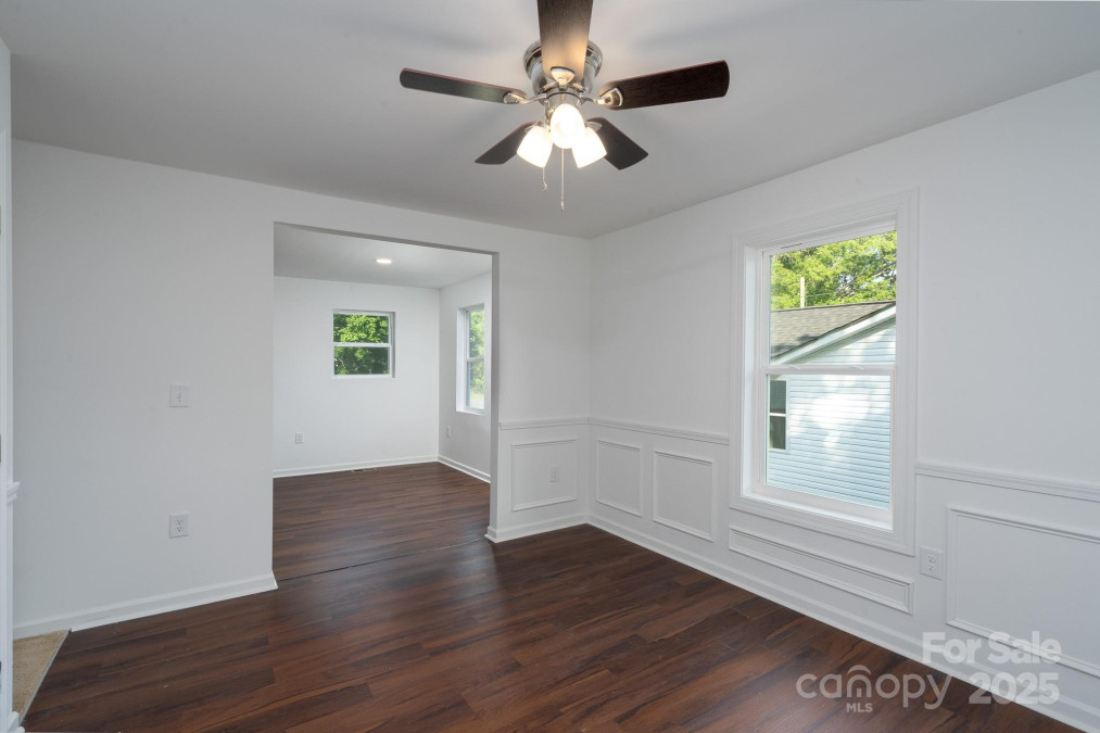1411 Caldwell St Gastonia, NC 28052