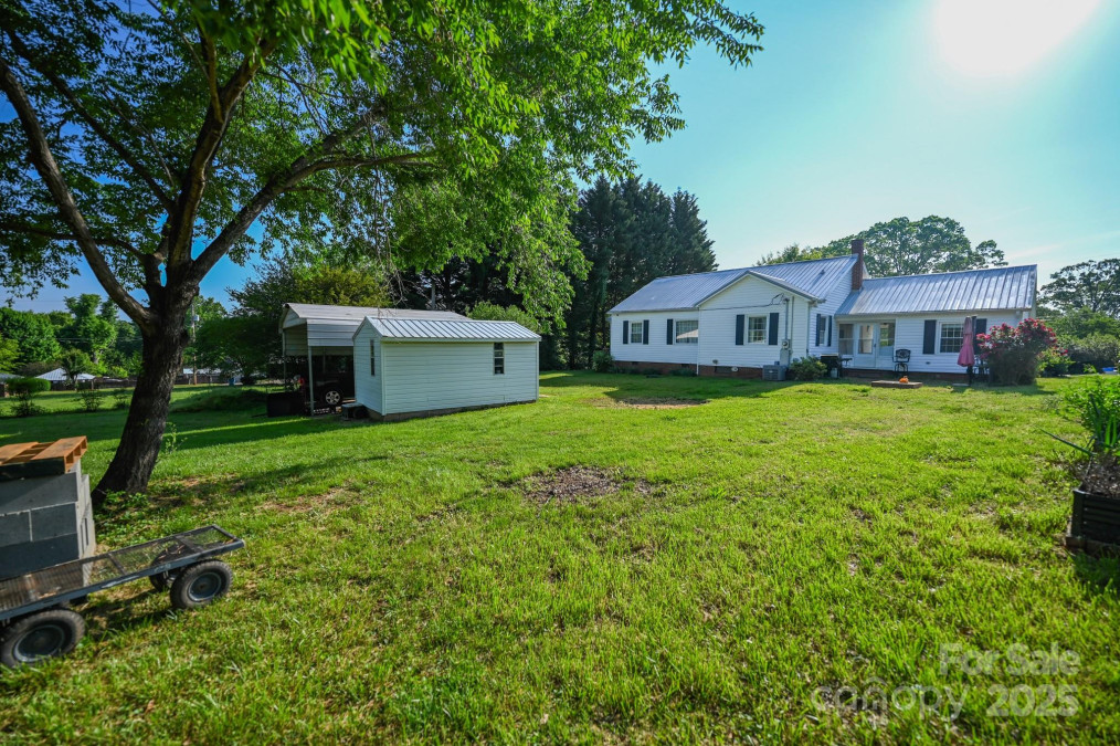 185 Elizabeth Ave Forest City, NC 28043