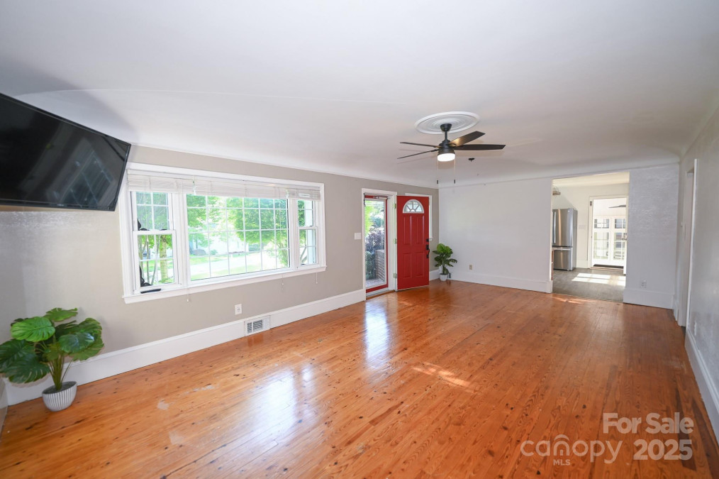 185 Elizabeth Ave Forest City, NC 28043