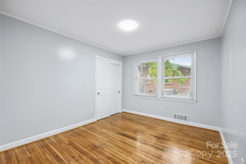 3828 Delgany Dr Charlotte, NC 28215