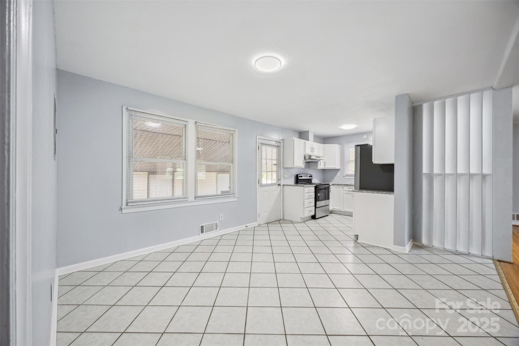 3828 Delgany Dr Charlotte, NC 28215