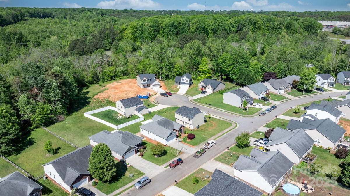 1925 Maius Dr Conover, NC 28613