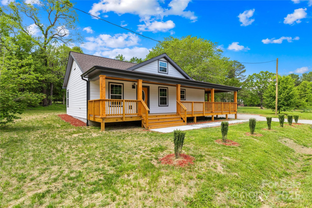 662 Camp Ferry Rd Mooresboro, NC 28114