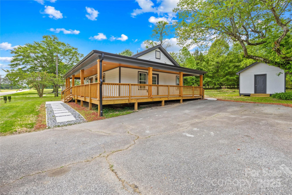 662 Camp Ferry Rd Mooresboro, NC 28114